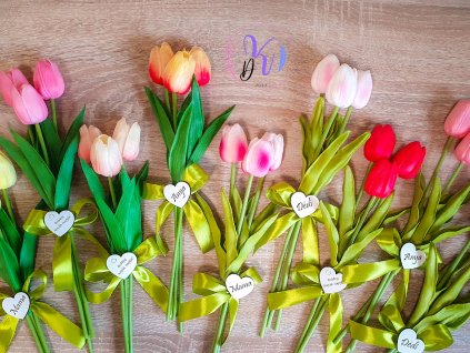 DEKOR TULIPÁN KÖTEG 11 SZÍNBEN ANYÁK NAPI TÁBLÁCSKÁVAL