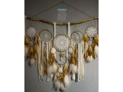 F6ECDA9D CAA2 4A64 B37F E629FB47E0E2