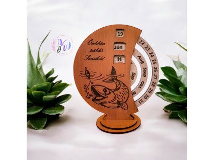 ÖRÖKNAPTÁR  KISEBB MÉRETŰ HORGÁSZ EGYEDI FELIRATTAL