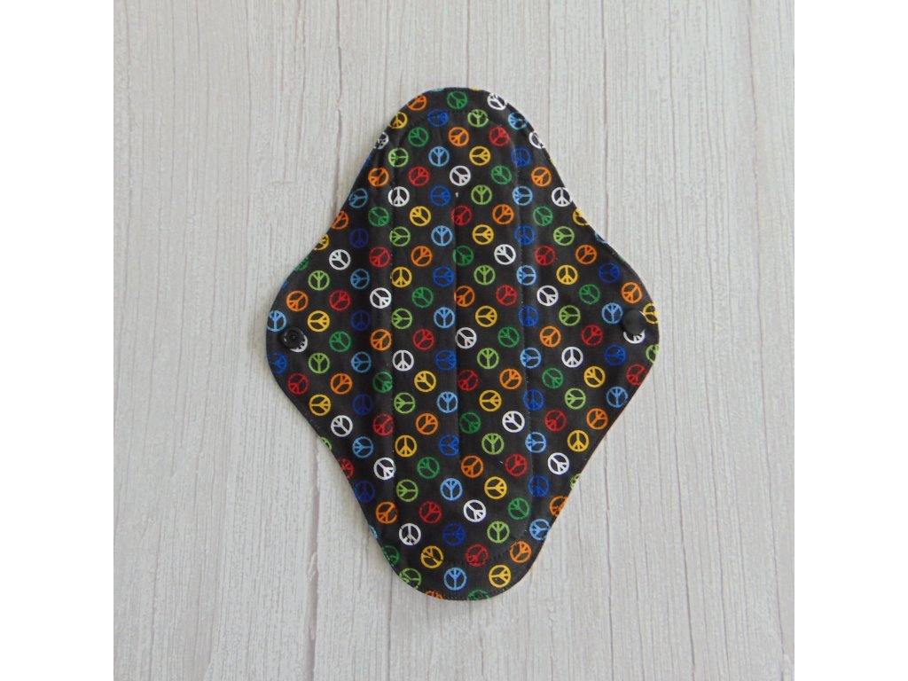 Lara mosható betét 24 cm - pamut / béke jel - fekete