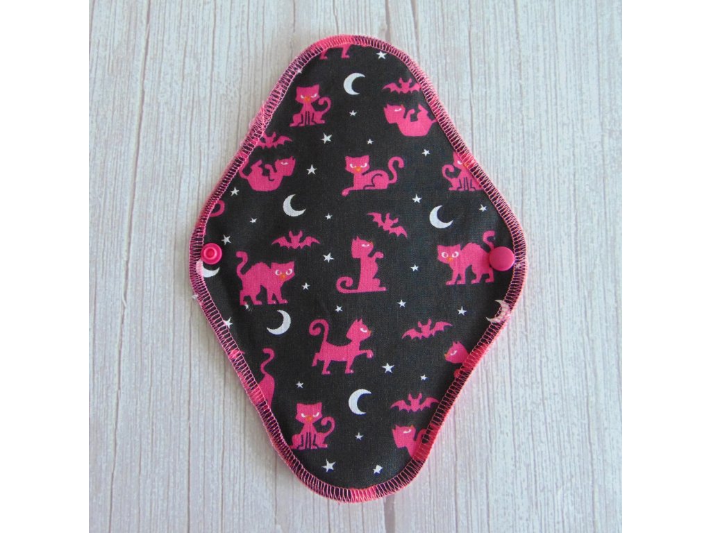 Lara mosható betét 23 cm - frottír / pink cica mintás