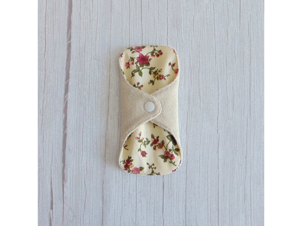 Dana mosható tisztasági betét 16 cm polár / krém - bordó virágok