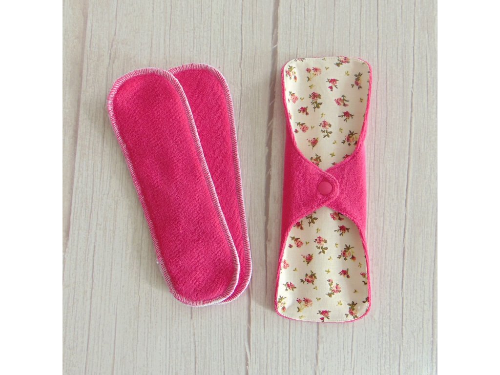 Dana Plus mosható betét 23,5 cm  / apró rózsák