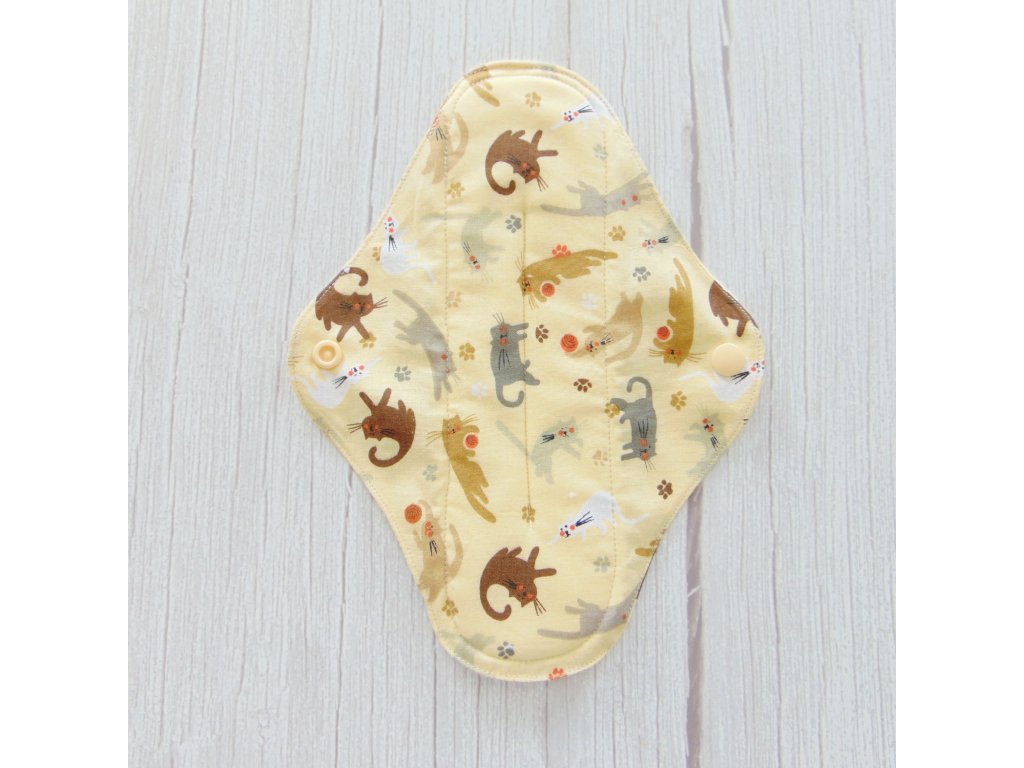 Lara mosható betét 23 cm - barna cicák