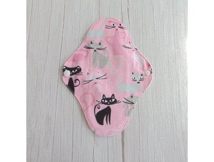 Lara mosható betét 24 cm - pamut / cicák rózsaszínben