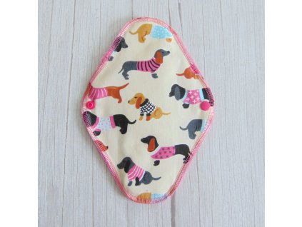 Lara mosható betét 23 cm - frottír / tacskó mintás