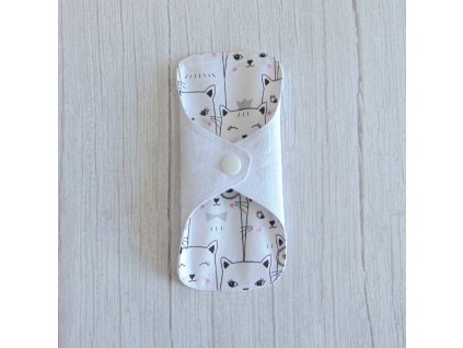 Dana mosható tisztasági betét 16 cm / rajzolt cicák