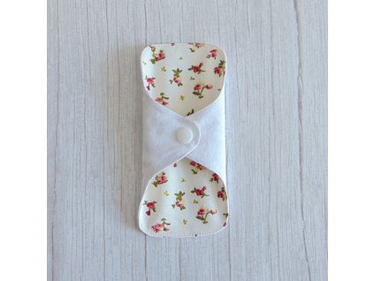 Dana mosható tisztasági betét 16 cm / apró rózsák