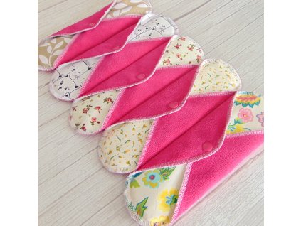 Lara mosható betét csomag 23 cm / frottír / 5 db/ cs