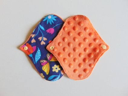 Sarah mosható tisztasági betét 17 cm minky / lepkék, virágok- narancssárga