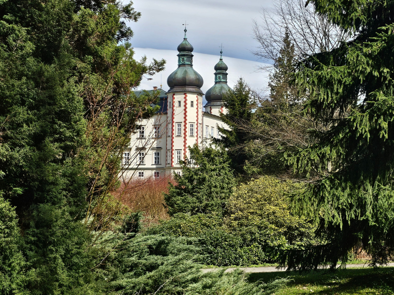 Vrchlabí (zámek a Muzeum Krkonoš)