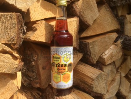 medovina Dolská 0,5