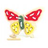 Provlékací hračka ze dřeva-  Motýl