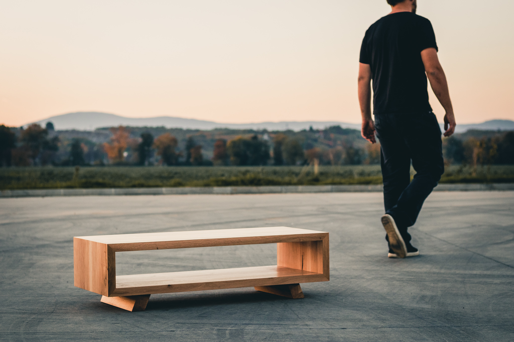 Valovic_woodworking_coffee_table