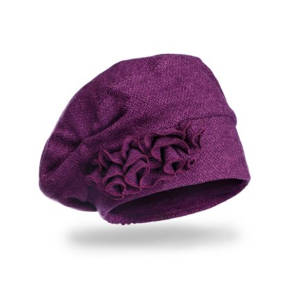 Dámská čepice se skládanou ozdobou fialová