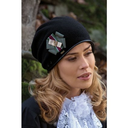 Dámská vlněná čepice W-0067/018 černá