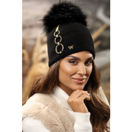 Černá dámská vlněná čepice s bambulí a zlatými prstýnky W-0618/018