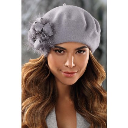 Zimní dámský baret se srstěnou ozdobou W-0758/529 šedý