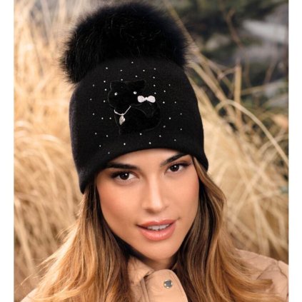 Černá zimní dámská čepice  s bambulí W-0816/018