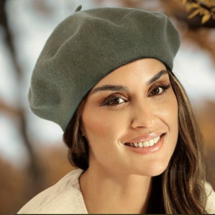 Khaki  baret FLORA 100% vlna WOOLMARK W-baret/671 (M)-nf
