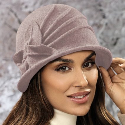 Dámský zimní klobouk s květem W-0639/540 světle starorůžový