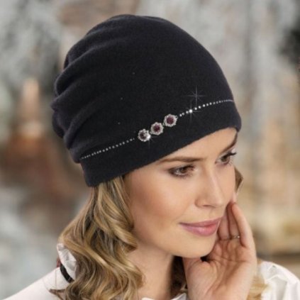 Krumlovanka Dámská zimní černá čepice 100% Vlna W-0869/018-nf