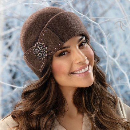 Dámská luxusní zimní čepice - hnědá ze 100% vlny Woolmark s broží - Krumlovanka W-0906/867