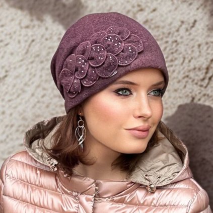 Krumlovanka Dámská zimní čepice 100% vlna - fialová melange  W-0198/506M