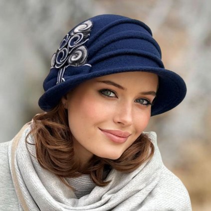 Krumlovanka Dámský modrý zimní klobouk 100% vlna Woolmark W-0124/161S