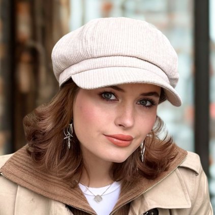 Dámská krémová čepice s kšiltem - 100% viskóza P-22289-KRE