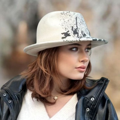 varianta světle šedá (44)