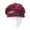Dámská čepice s kšiltem vínová, zdobená řetízky a motýlkem