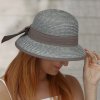 Šedý letní dámský klobouk se stuhou Fa-42652