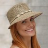 Letní dámský  klobouk z mořské trávy 5302 zdobený mušličkami
