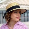 Letní slaměný klobouk s prodlouženým kšiltem a s černou stuhou Fa-39070