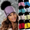 Zimní dámská čepice s bambulí W-0658 barevné varianty- nfv