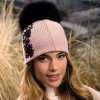 Luxusní starorůžová dámská čepice s bambulí W-0822/375