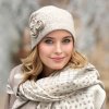 Krumlovanka Dámská světle béžová zimní čepice z 100% vlny Woolmark W-0079/960