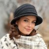 Krumlovanka Elegantní dámský zimní klobouk 100% vlna Woolmark - antracitvý W-0636/693BZ
