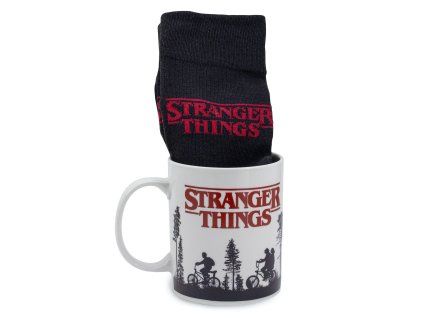 darkova sada stranger things hrnek a ponozky 63d3c05cd7048