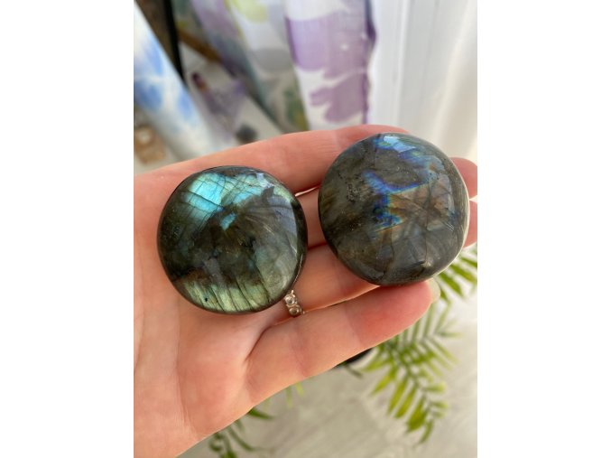 Hmatky Labradorit 2 ks