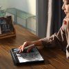 Joyroom JR-X9S Pro Active Stylus se 2 vyměnitelnými hroty - bílý