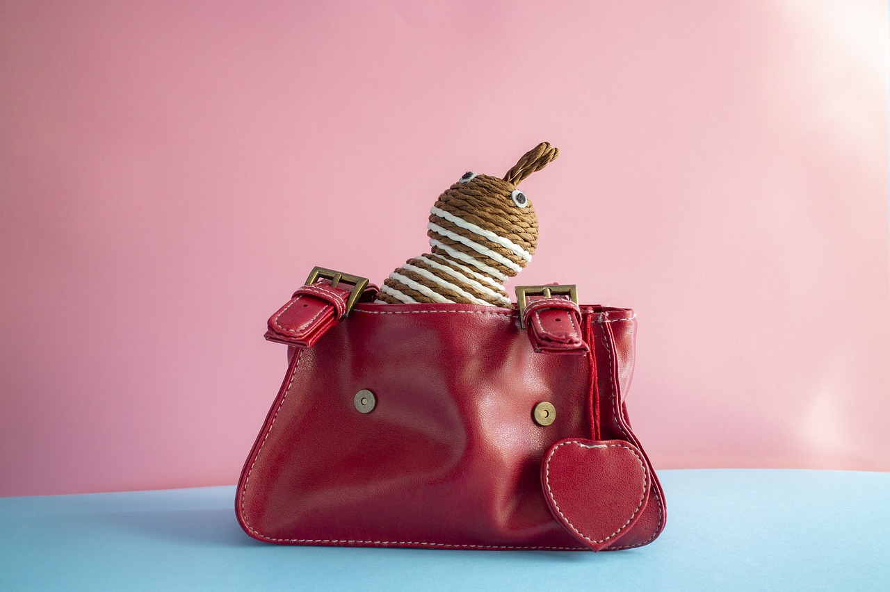 Chcete, aby byla vaše kabelka zcela jedinečná a osobitá?