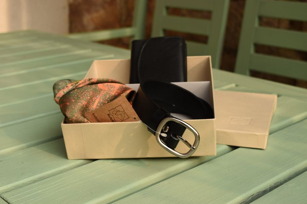 jak_zabalit_kozeny_darek