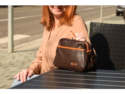 Dámská kožená ručně vyrobená kabelka KUBÁT Julie | hnědá | 590244