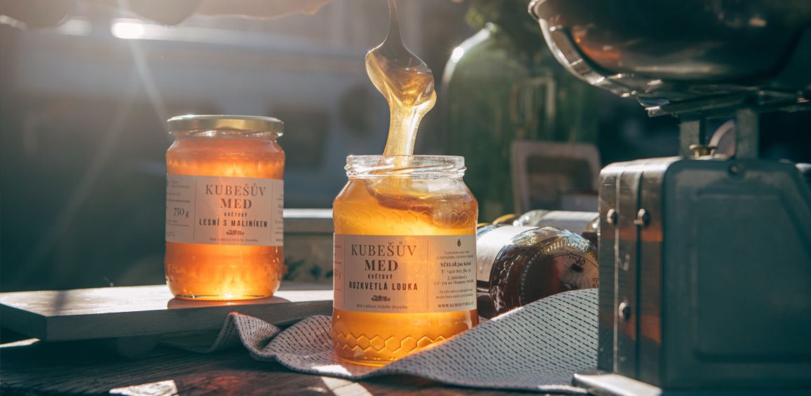 Jak šetrně ztekutit zkrystalizovaný med?