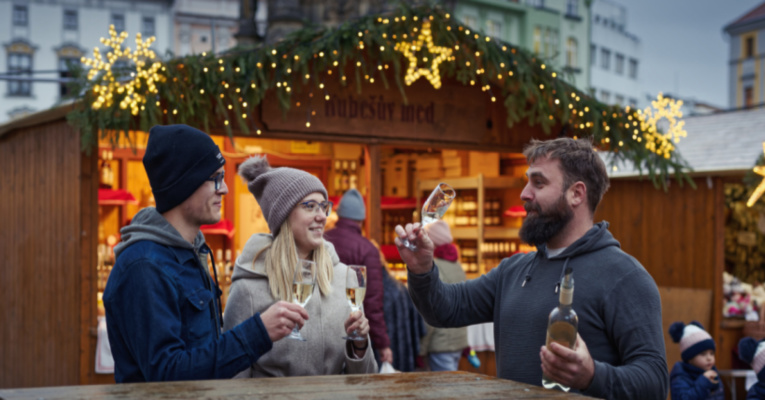 Kubešův med a Vánoční trhy Olomouc voní svátky a pohodou