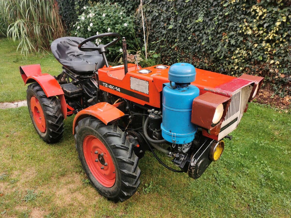 Letní údržba traktoru TZ4K‑14: Kompletní návod, jak připravit traktor na sezonu