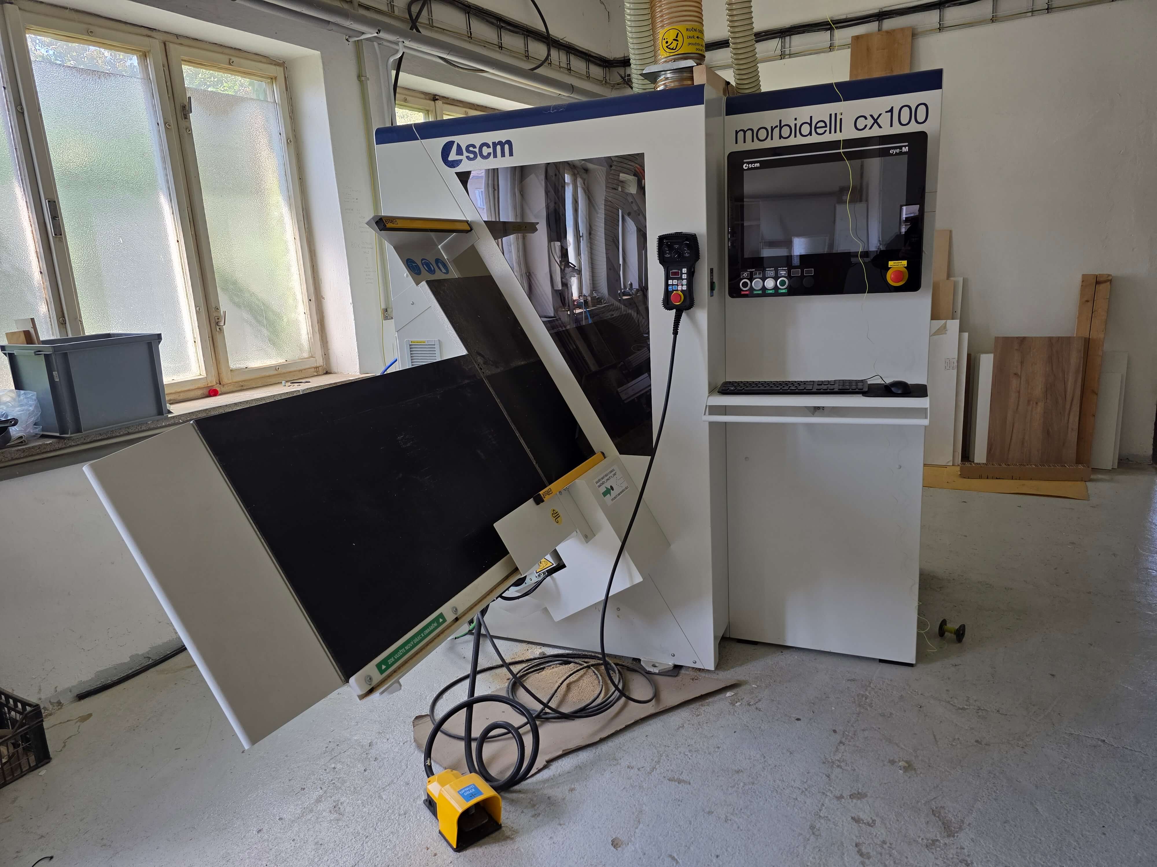 CNC obráběcí centrum SCM Morbidelli.