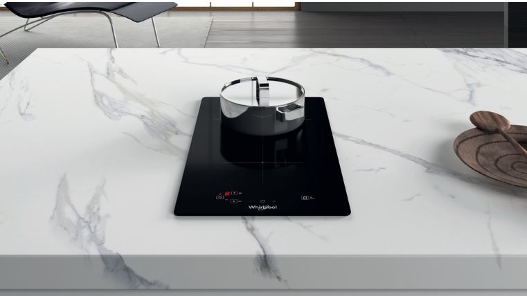 Whirlpool WS Q0530 NE úzká indukční varná deska 30 cm